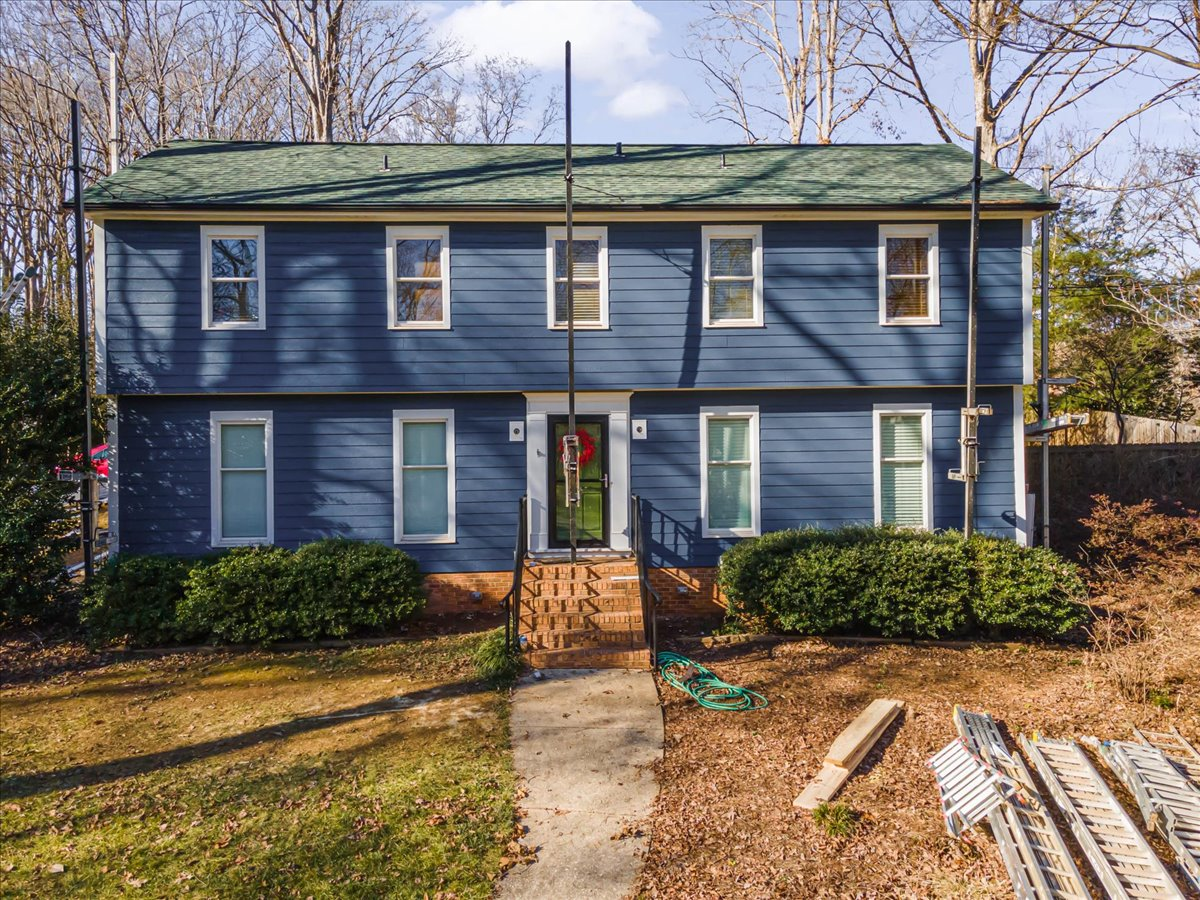 Fiber Cement vs Wood Siding: A Complete Comparison for Homeowners