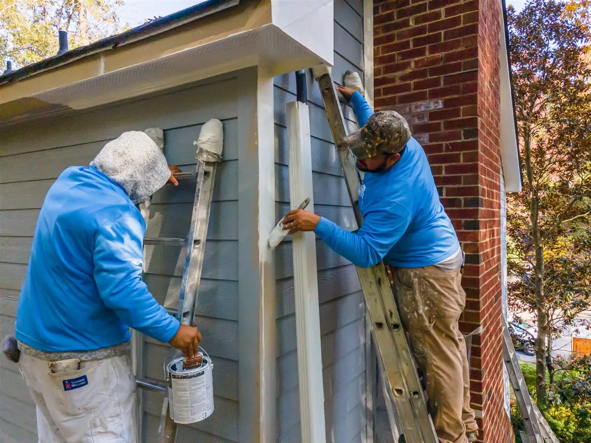 The Complete Guide to Painting Your Home’s Siding (and Knowing When to Replace It)