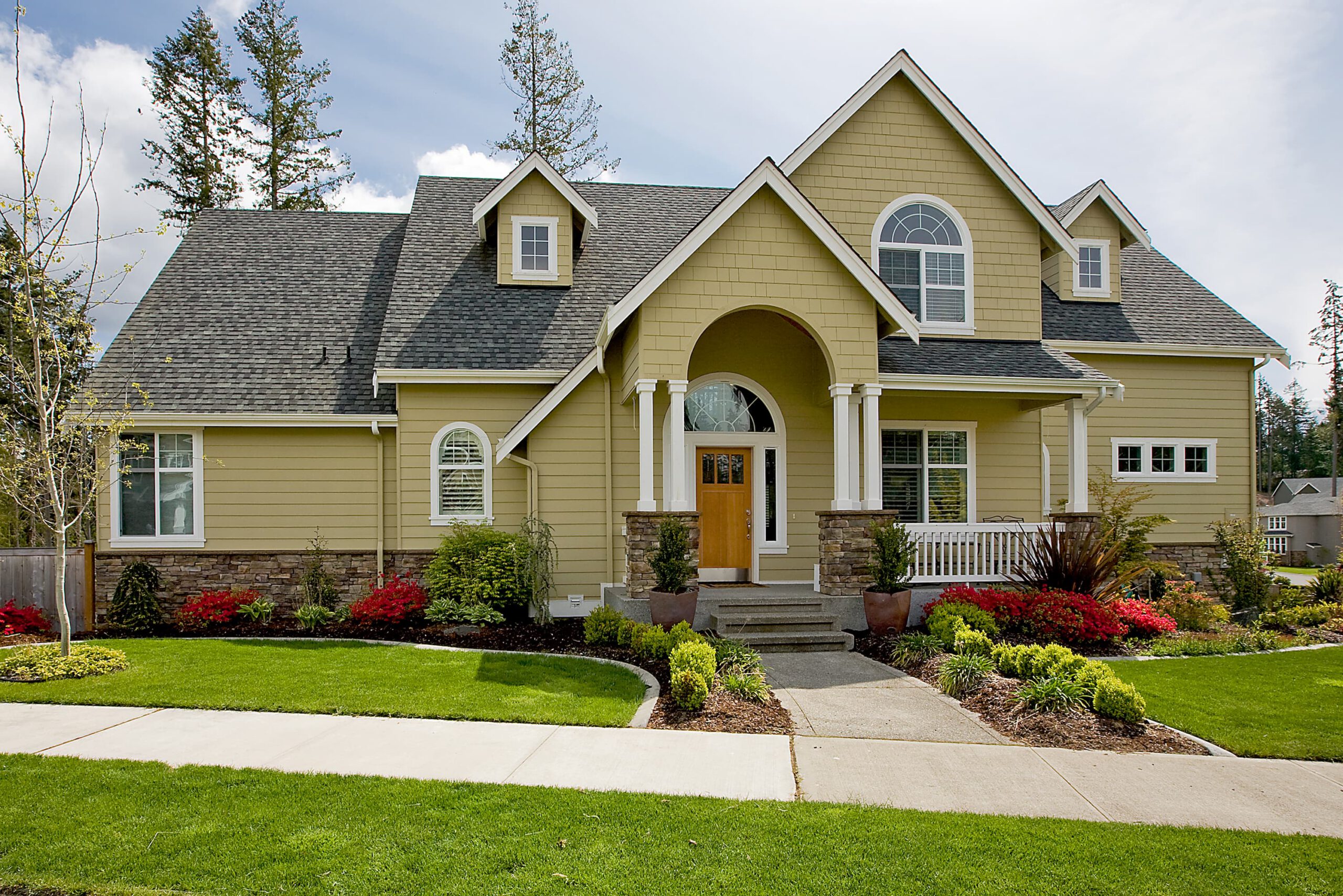 Fiber Cement Siding Vs. Vinyl